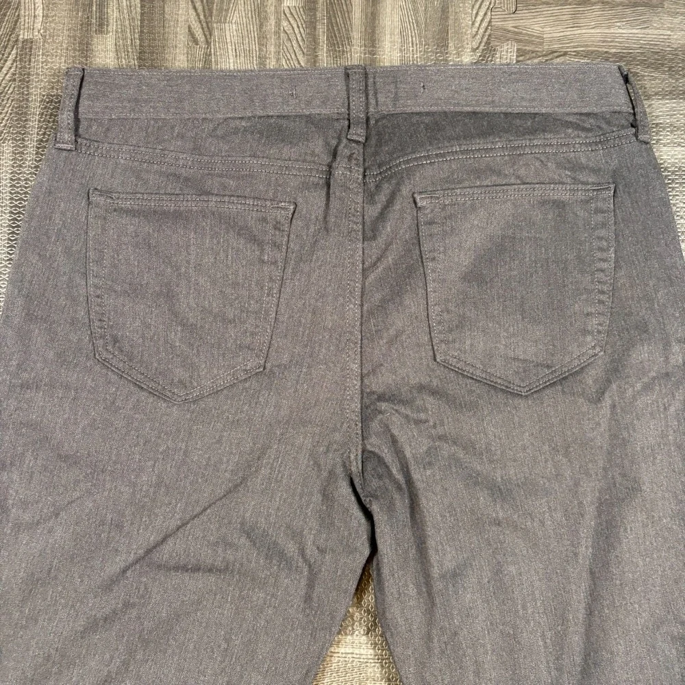 Banana Republic Travel Jeans Mens 35x30 Black NEW Athletic Fit Tapered Dark Wash
